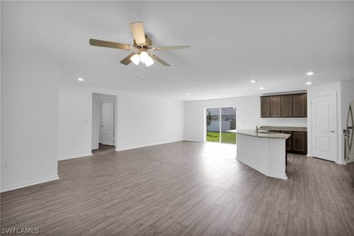 178 Blackstone Dr, Fort Myers, FL 33913 - photo 4