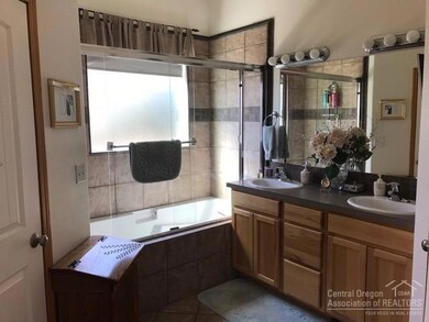 unlisted-address, Redmond, OR 97756 - photo 7