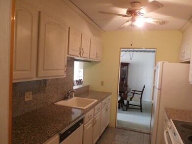 111 Devir St unit 305, Malden, MA 02148 - photo 4