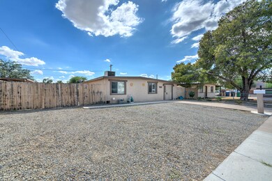 7113 E Azalea Cir-3