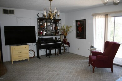 4051 N 77th Dr, Phoenix, AZ 85033 - photo 6