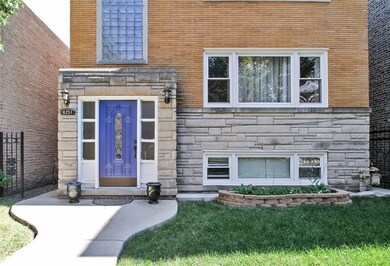 6251 N Mozart St, Chicago, IL 60659 - photo 2