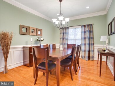15589 Fancy Farm Ct, Manassas, VA 20112 - photo 7