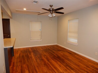 2522 Lynnfield St, Houston, TX 77093 - photo 2