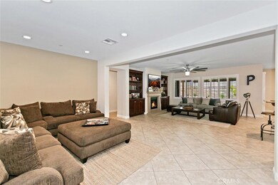 5423 N Pinnacle Ln, San Bernardino, CA 92407 - photo 6