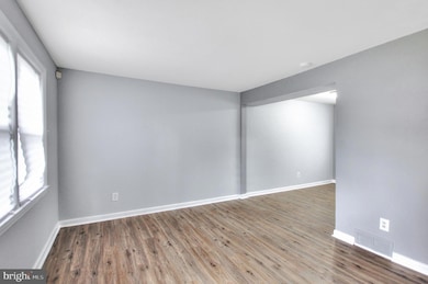 2580 Iverson St, Temple Hills, MD 20748 - photo 7