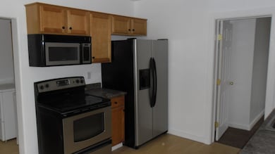 Kitchen photo 2