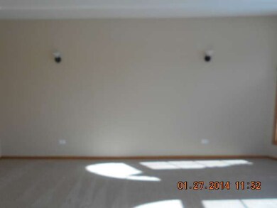 4850 W Sligo Way, Country Club Hills, IL 60478 - photo 2