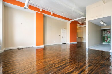 301 Walnut #206 S, Muncie, IN 47305 - photo 5