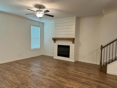 5635 Parkview Ln, Flowery Branch, GA 30542 - photo 5