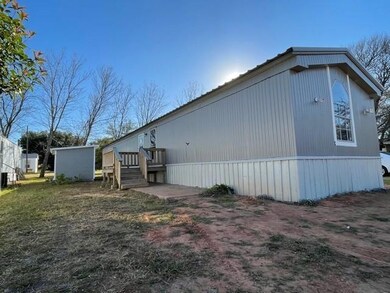 305 Jones Cir, Pottsboro, TX 75076 - photo 3