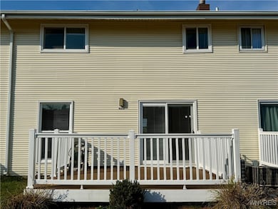 5133 Tuscarora Rd, Niagara Falls, NY 14304 - photo 2