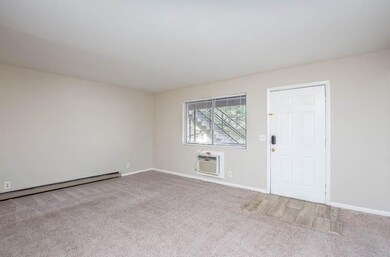 412 Deery St, Shelbyville, TN 37160 - photo 2