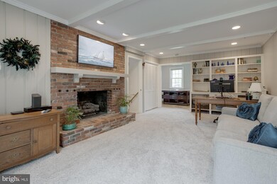 8228 Brittainy Dr, Annandale, VA 22003 - photo 7