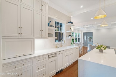 219 Milbank Ave unit W, Greenwich, CT 06830 - photo 3