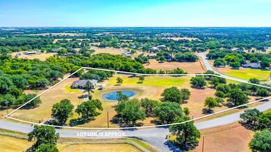 2603 Bob White Dr, Granbury, TX 76049 - photo 5