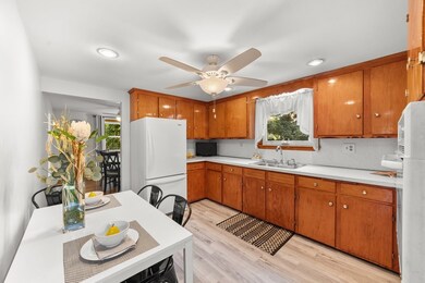 5 Maple St, Saugus, MA 01906 - photo 6