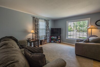 1000 W Burkhart St Moberly MO-large-007-