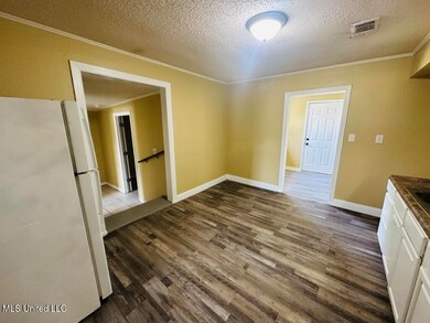 43935AF7-BD73-4380-838A-16A803ADA63D_1_1