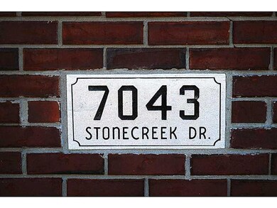 7043 Stonecreek Dr, Plainfield, IN 46168 - photo 5