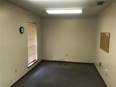 1927 Corporate Square Dr unit D, Slidell, LA 70458 - photo 5