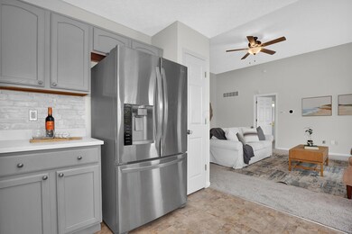 1541 Grove Hill Dr, Columbus, OH 43240 - photo 5