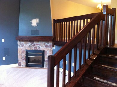 241 Avalanche Ln unit 1, Drums, PA 18222 - photo 3