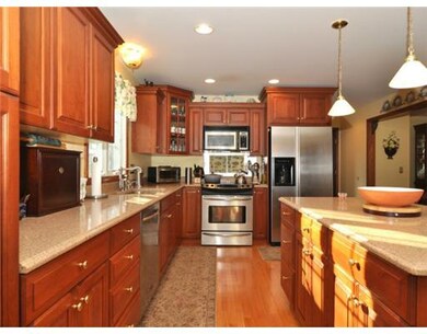 21 Commonwealth Ave, Barrington, RI 02806 - photo 3