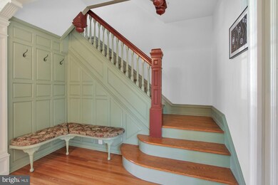 320 W High St, Womelsdorf, PA 19567 - photo 3