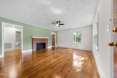 229ECalhounStWhiteville-14