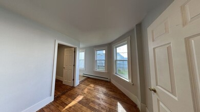 15 W Chestnut St unit 1 Right, Brockton, MA 02301 - photo 4