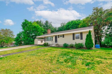 3 Lorraine St, Hudson, NH 03051 - photo 2