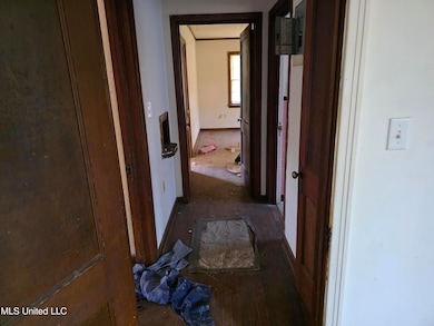 2324 Ludlow Ave, Jackson, MS 39213 - photo 4