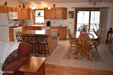 124 Rodeo Dr, Lords Valley, PA 18428 - photo 5