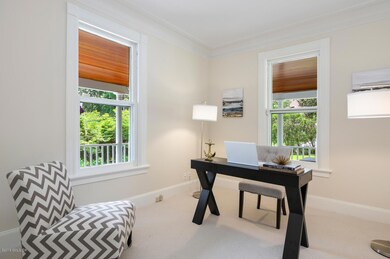 115 Riverside Ave Riverside CT-large-027