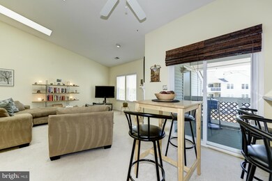 12897 Grays Pointe Rd unit C, Fairfax, VA 22033 - photo 4