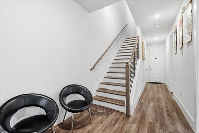 8132 Bromley Dr, Dallas, TX 75231 - photo 5