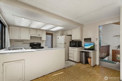 12808 12th St SE, Lake Stevens, WA 98258 - photo 6