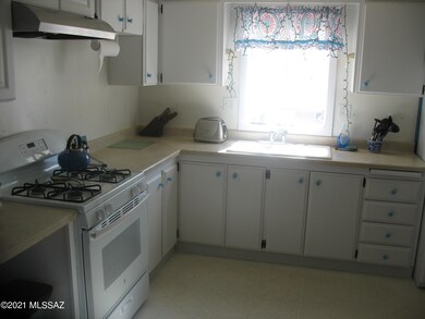 5356 Flying W Kitchen