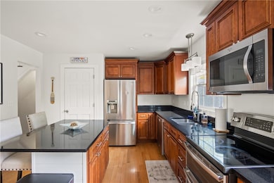 88 Kay St, Newport, RI 02840 - photo 6