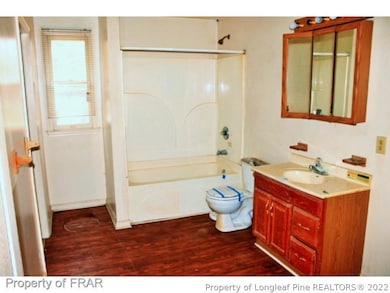 930 Weiss Ave, Fayetteville, NC 28305 - photo 5