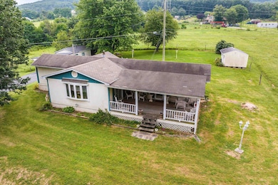 481 Eldon Yates Dr, Stanley, VA 22851 - photo 6