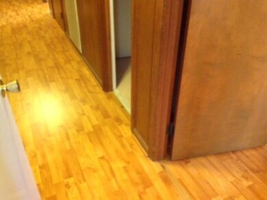 Hall_Pergo floors