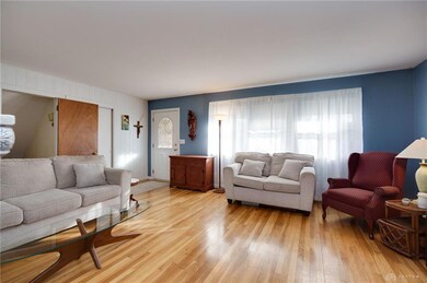 Living Room (Front Door)