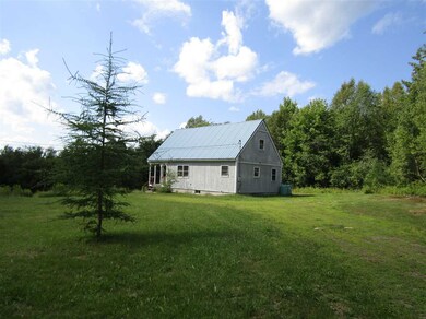 31 Mackinnon Rd, Colebrook, NH 03576 - photo 2