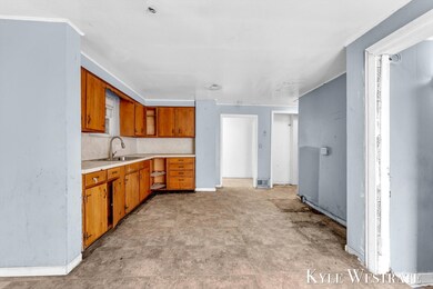 03-KYL00255