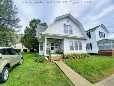 2-STORY W/1352SF