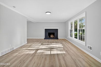 145 Seeley St, Schenectady, NY 12302 - photo 4