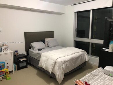 Met One unit 3209W, Miami, FL 33131 - photo 6