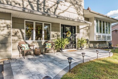 7 St Lawrence Way, Marlboro, NJ 07746 - photo 2